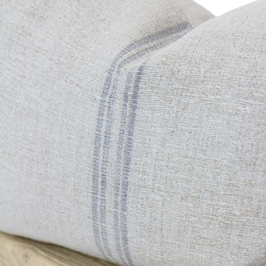 Arpa Vintage Cushion