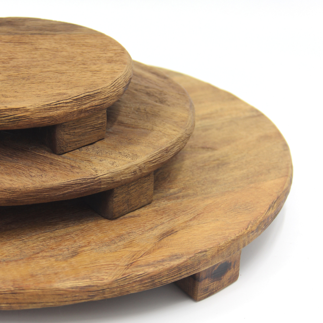 Round Wood Carved Pedestal