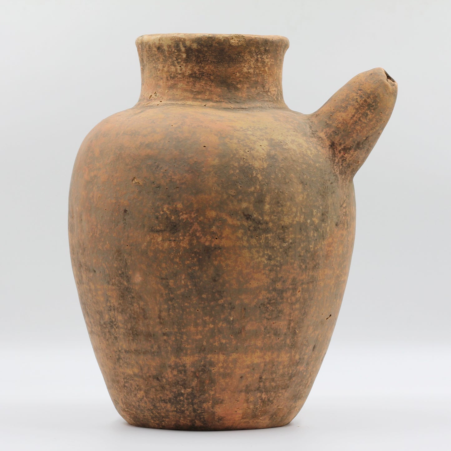 Spouted Croix Pot