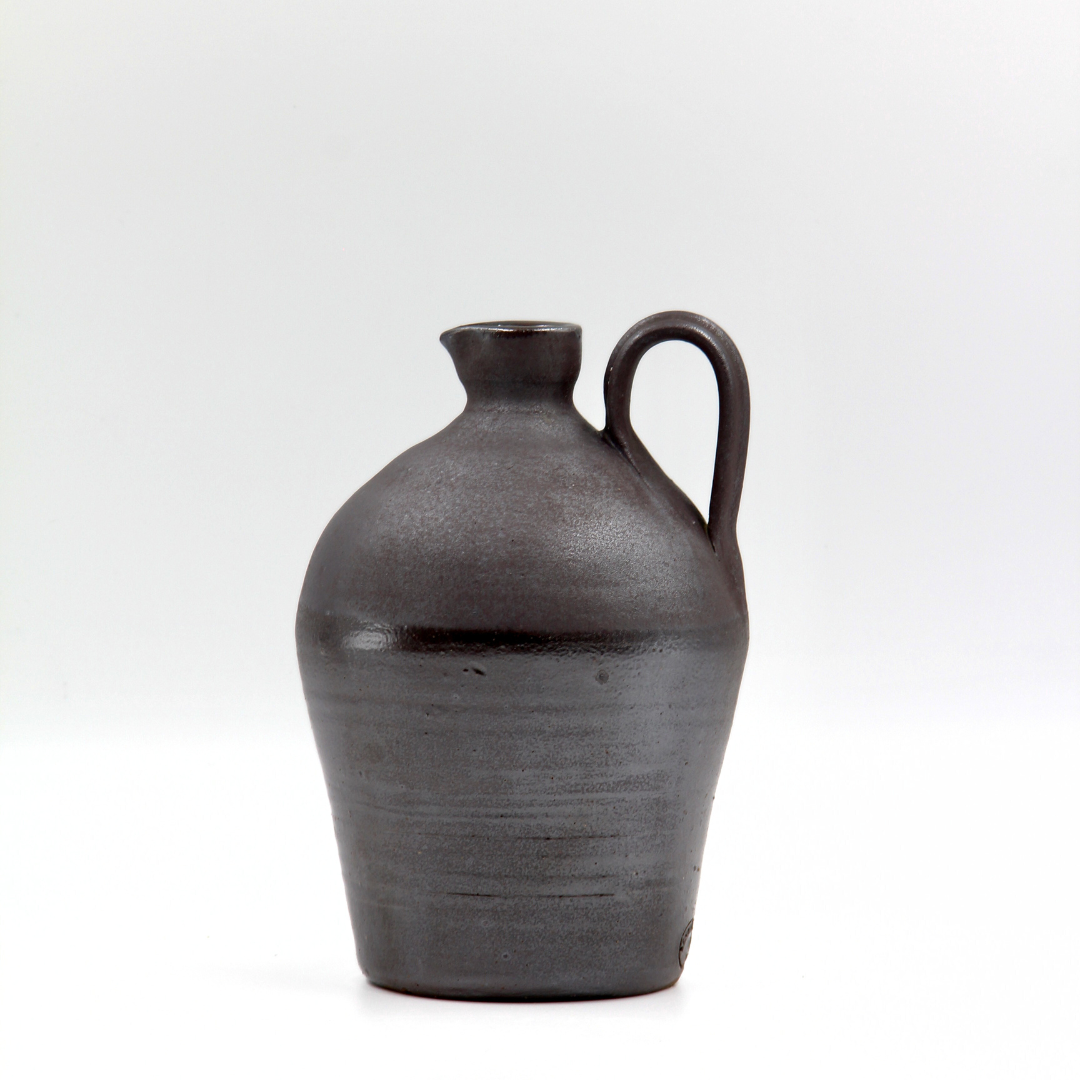 Vintage Bendigo Umber Flagon – Wovenwood Interiors