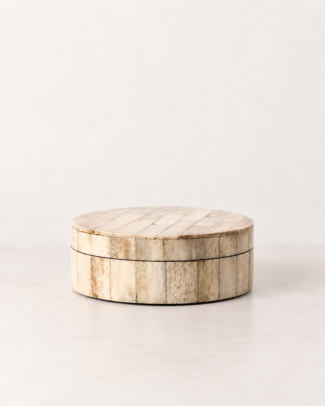 Antiqued Bone Box | Round