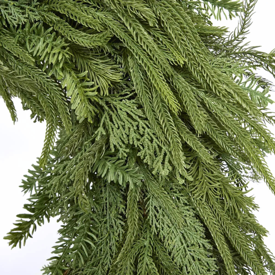 Cypress & Cedar Wreath 91cm